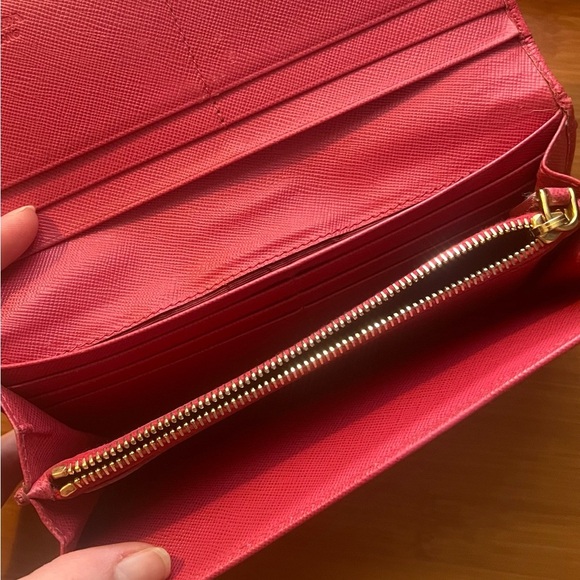 Prada Milano Pink Long Snap Wallet - Picture 6 of 14